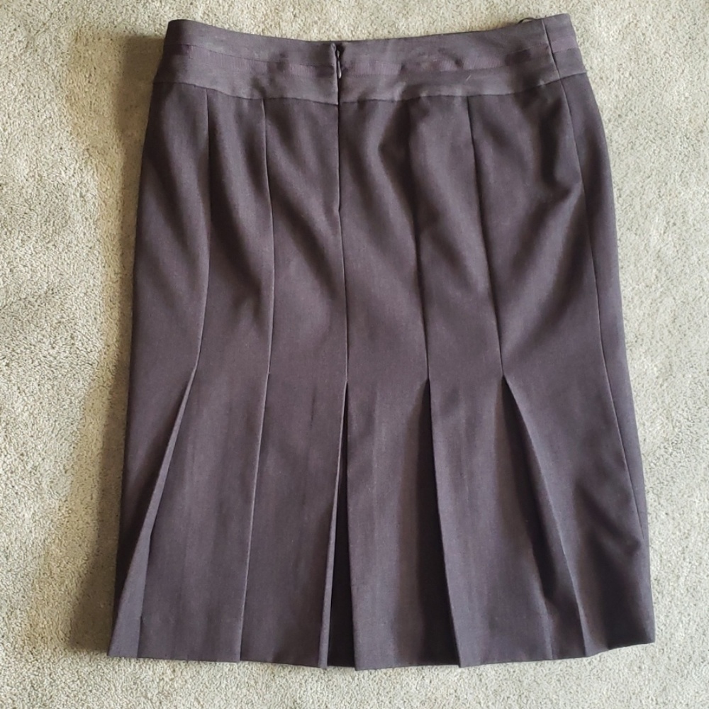 EUC Anne Klein Sz 8 dark gray pleated skirt - Picture 5 of 8